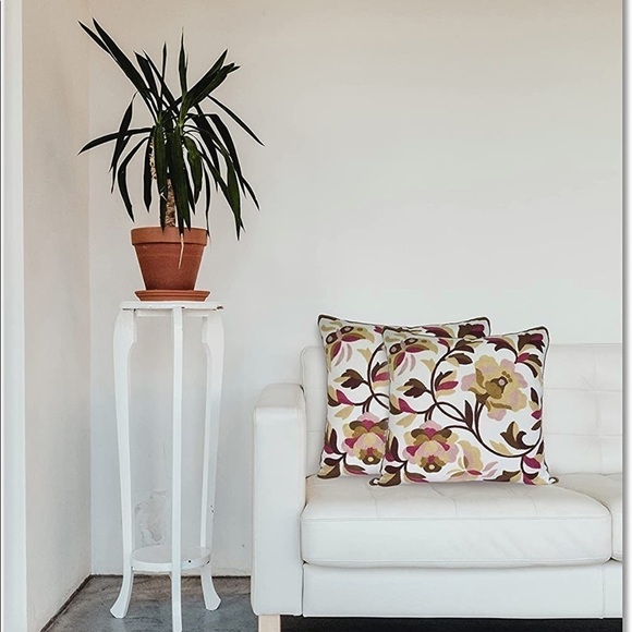 Brand New Set of 2 Embroidered Floral Decorative Throw Pillow Covers 18"x18" - Picture 5 of 10